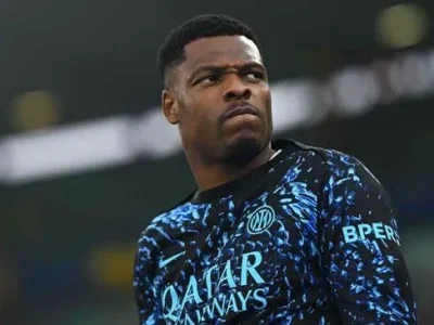 Bom Tấn Chuyển Nhượng: Liverpool Gây Sốc Với Tin Hỏi Mua Dumfries, Arsenal Đổi Cầu Thủ Lấy Alvarez