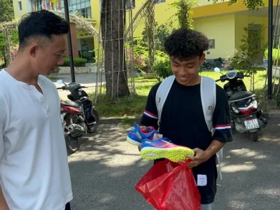 Châu Ngọc Quang bất ngờ nhận vai trò mới: Huấn luyện viên đội bóng Đại học Trà Vinh