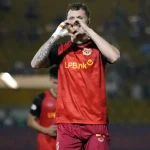 Văn Thuận Lại Ghi Bàn Phút Chót, Ninh Bình Đánh Bại Becamex TP.HCM 2-1, Tiếp Tục Đuổi Top 1