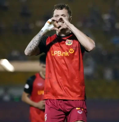 Văn Thuận Lại Ghi Bàn Phút Chót, Ninh Bình Đánh Bại Becamex TP.HCM 2-1, Tiếp Tục Đuổi Top 1